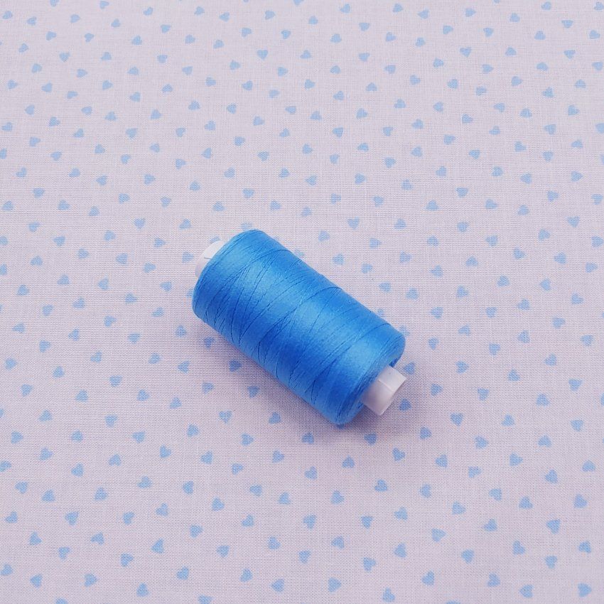 blanco con corazones azules v033b